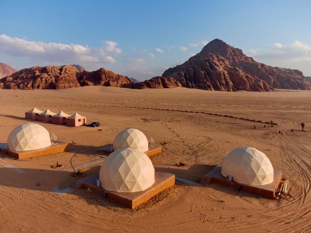 Rum Jordan Camp And Tours Hotel Wadi Rum Exterior foto